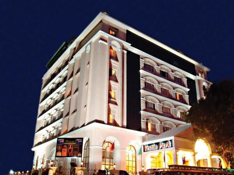 Vestin Park Hotel Chennai Exterior photo